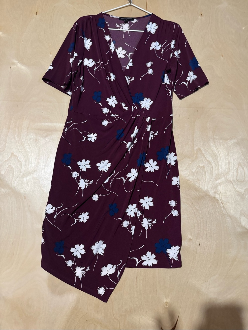 Banana Republic Burgundy Floral Faux-Wrap Midi Dress Size Medium